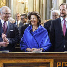 5. mai: Sammen med Sveriges Konge og Dronning er Kronprins Haakon til stede når Cæciliaforeningen fra Oslo fremfører «Requiem for Kong Carl Johan» i Slottskyrkan i Stockholm (Foto: Fredrik Sandberg, NTB scanpix).